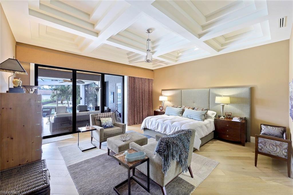 MARCO BEACH - Residential