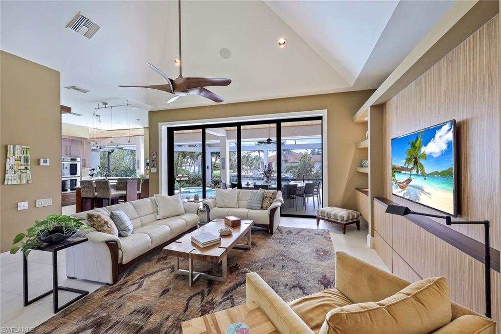 MARCO BEACH - Residential