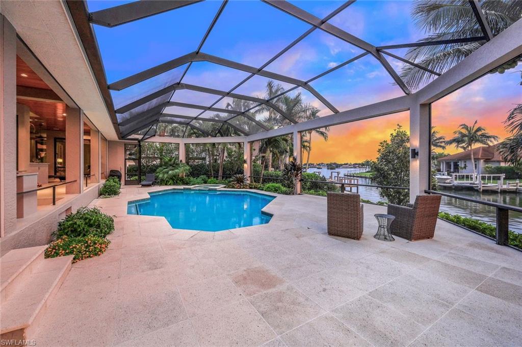 MARCO BEACH - Residential