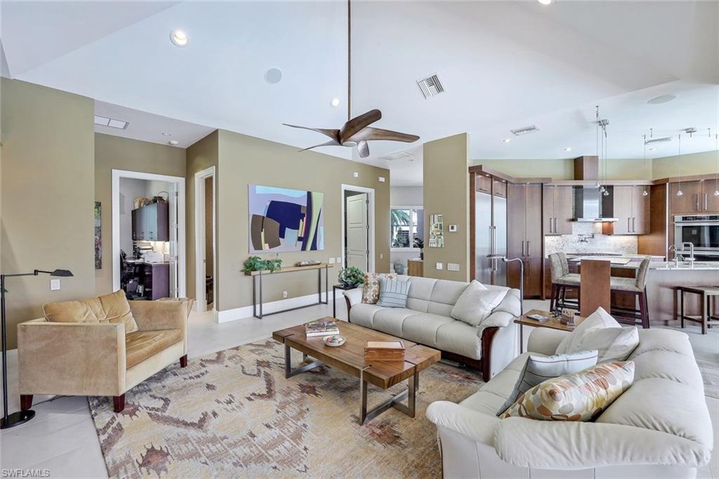 MARCO BEACH - Residential