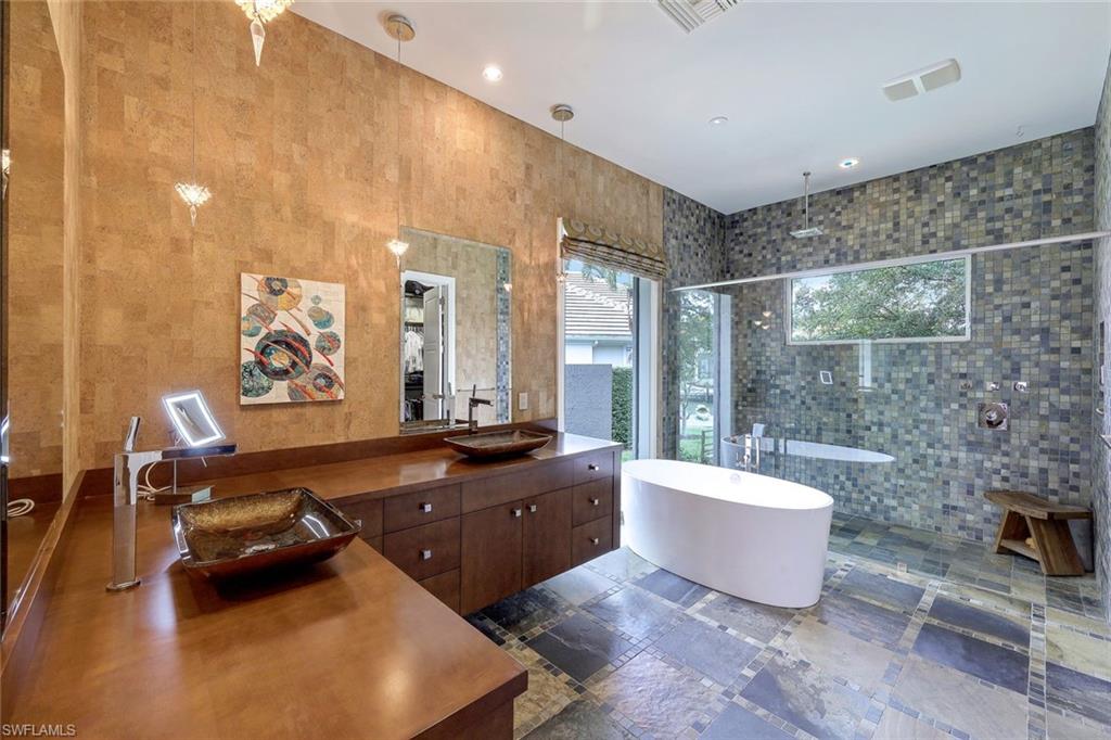 MARCO BEACH - Residential