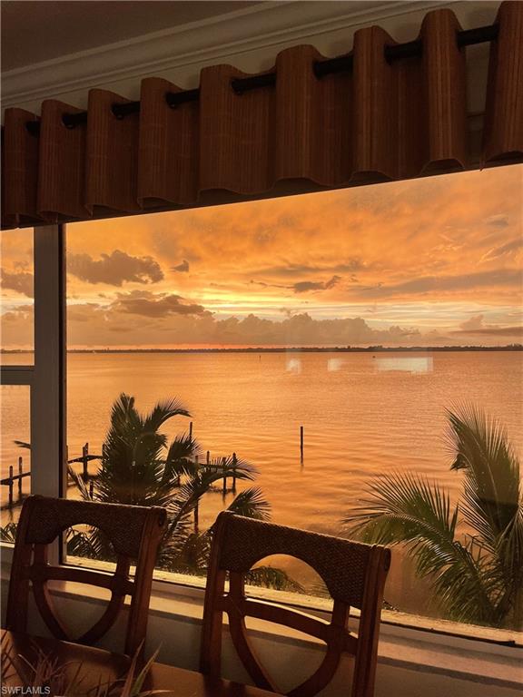 RIVERSIDE CLUB - Residential