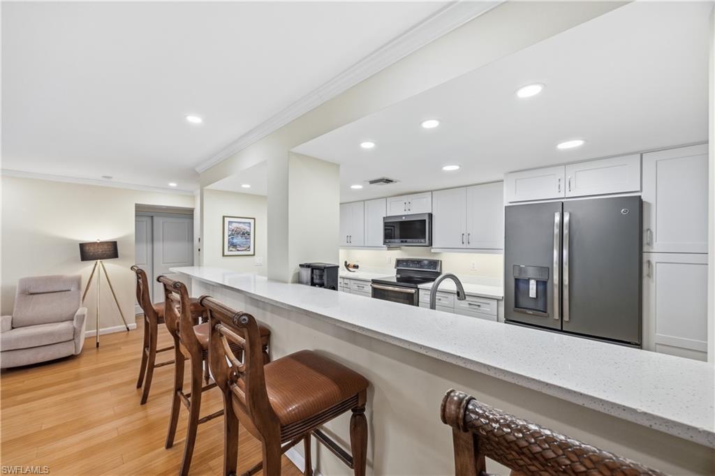 RIVERSIDE CLUB - Residential