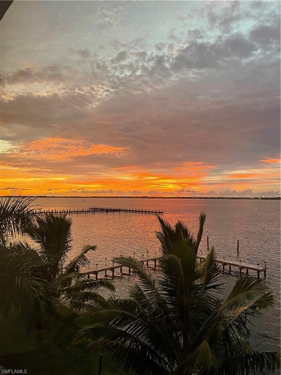 RIVERSIDE CLUB - Residential