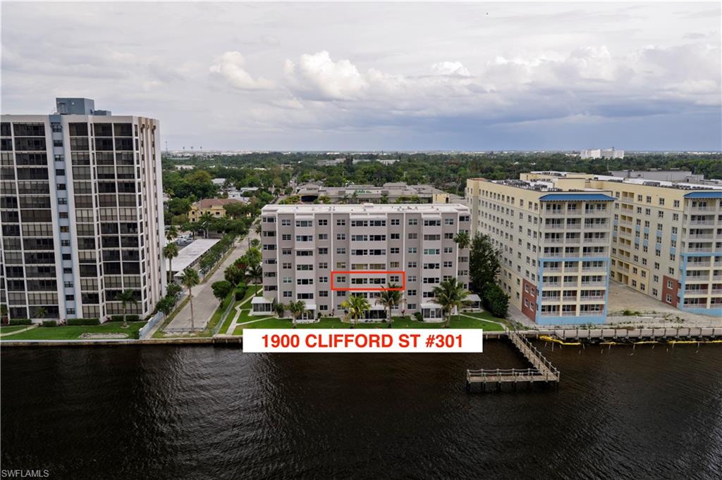 RIVERSIDE CLUB - Residential