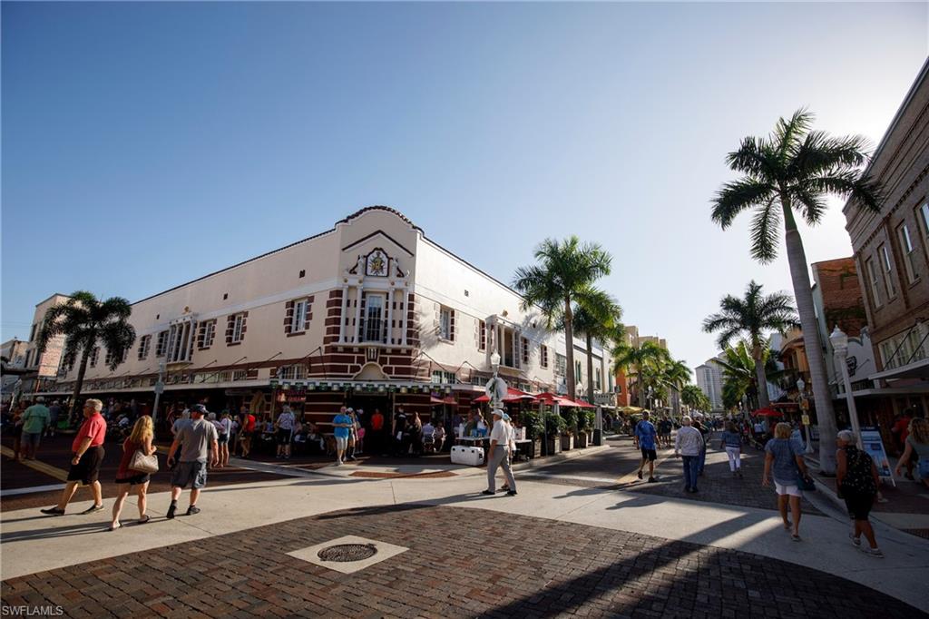 RIVERSIDE CLUB - Residential