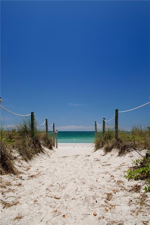 RIVERSIDE CLUB - Residential