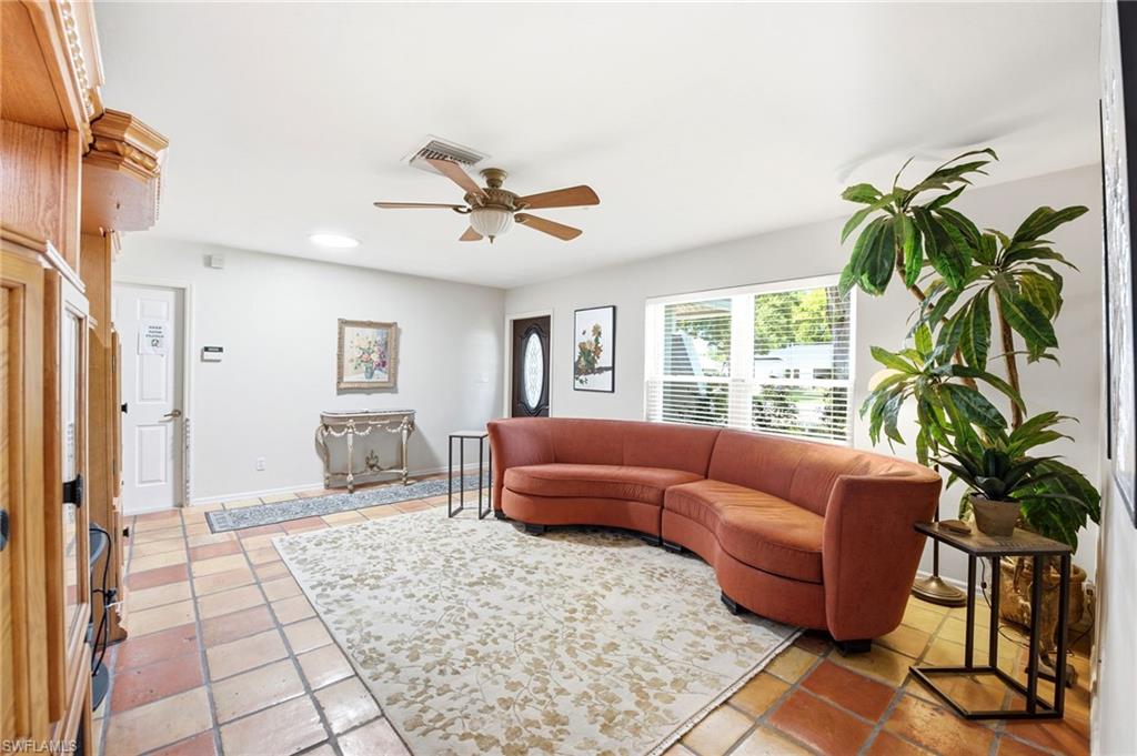 221 Channing CT