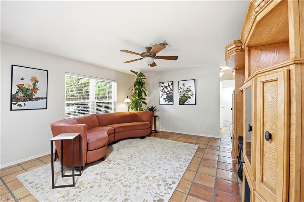 221 Channing CT