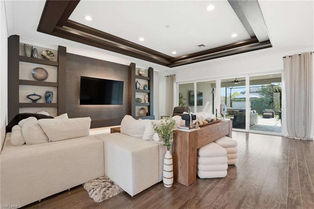 Photo of 11648 Periwinkle DR, NAPLES, FL 34120 (MLS # 225081291)