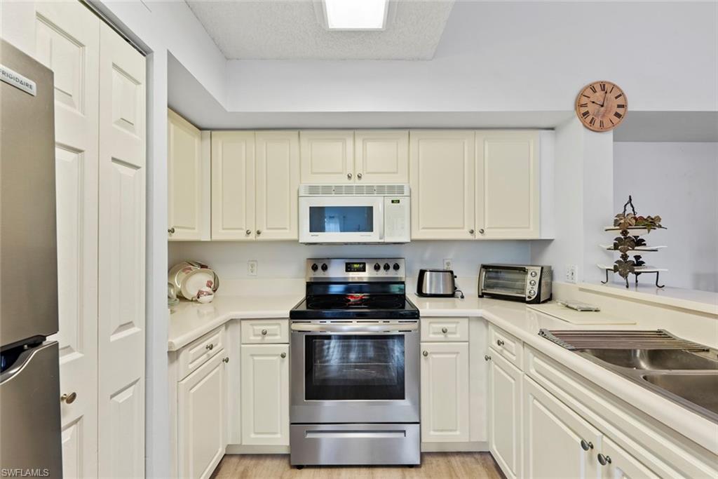 THE ENCLAVE AT NAPLES - Residential