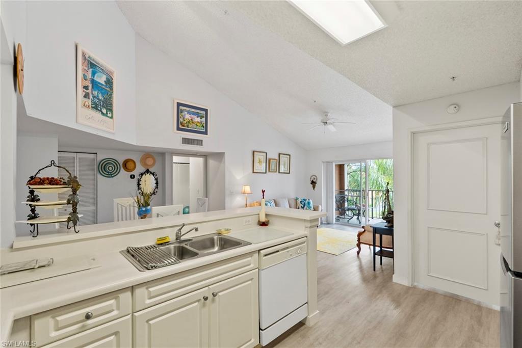 THE ENCLAVE AT NAPLES - Residential