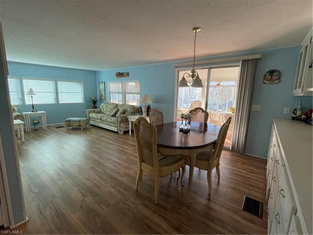 OLD BRIDGE VILLAGE - Residential