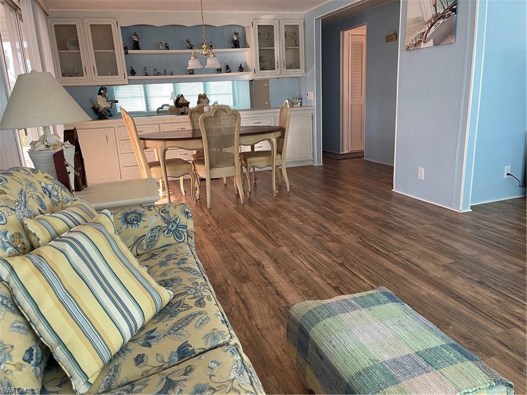 OLD BRIDGE VILLAGE - Residential