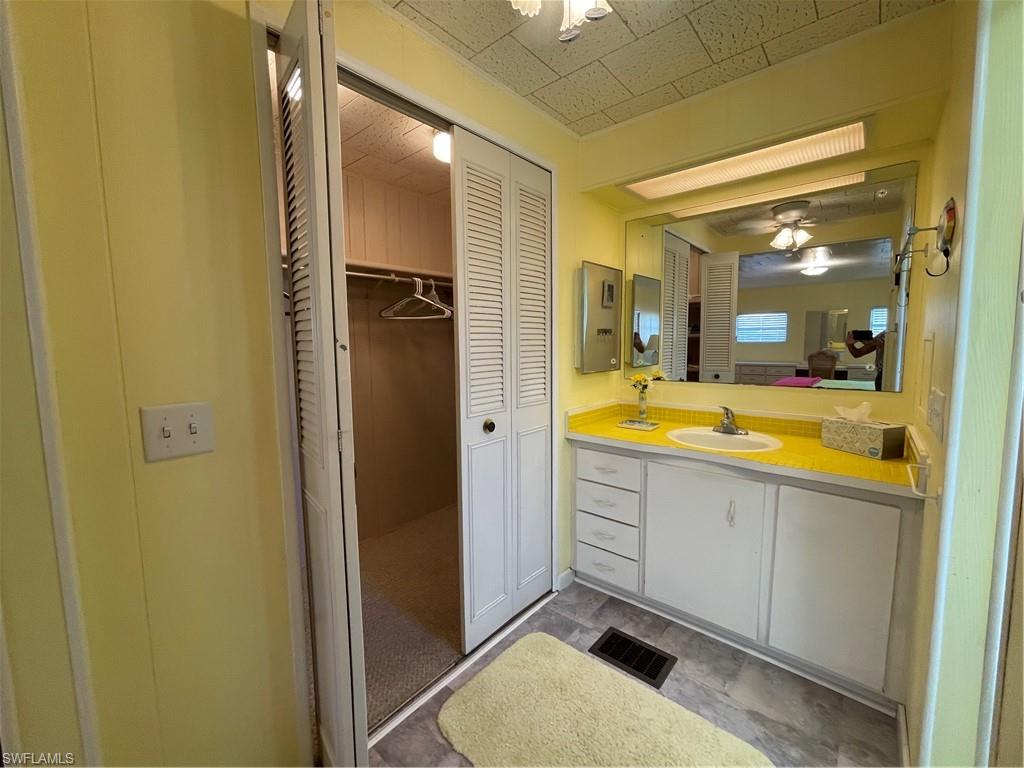 OLD BRIDGE VILLAGE - Residential