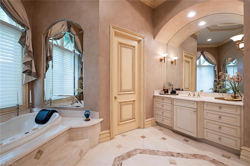 ESTATES AT BAY COLONY GOLF CLUB - Residential