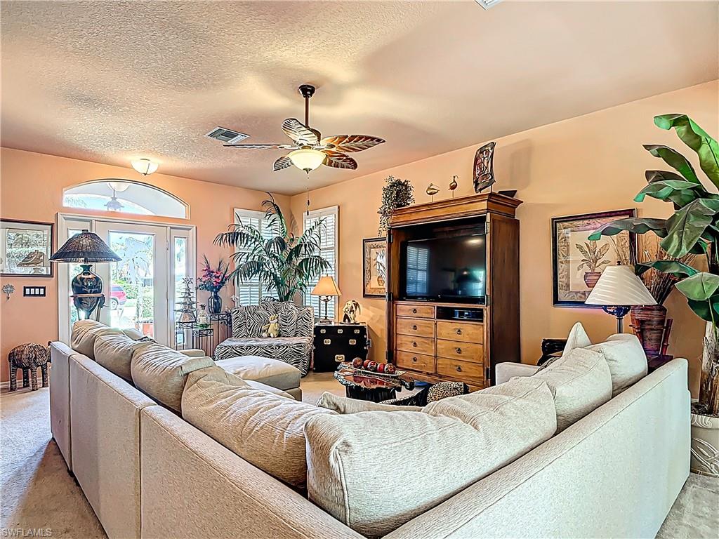 DEL VERA COUNTRY CLUB - Residential