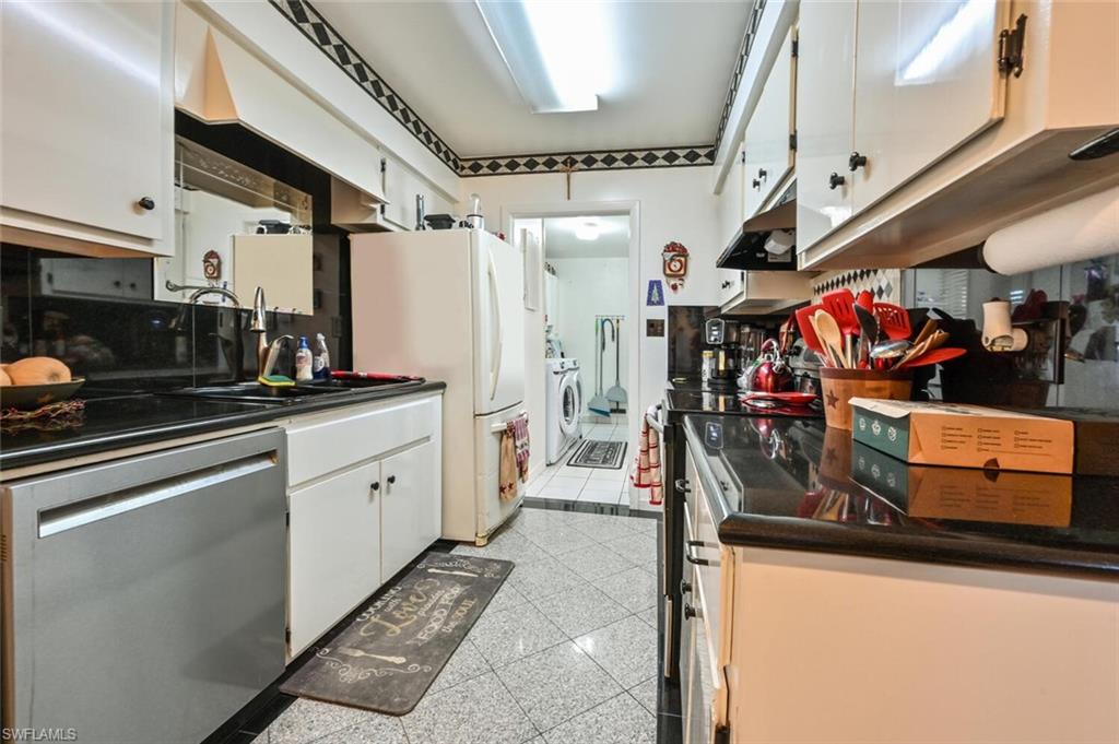 SORRENTO GARDENS - Residential