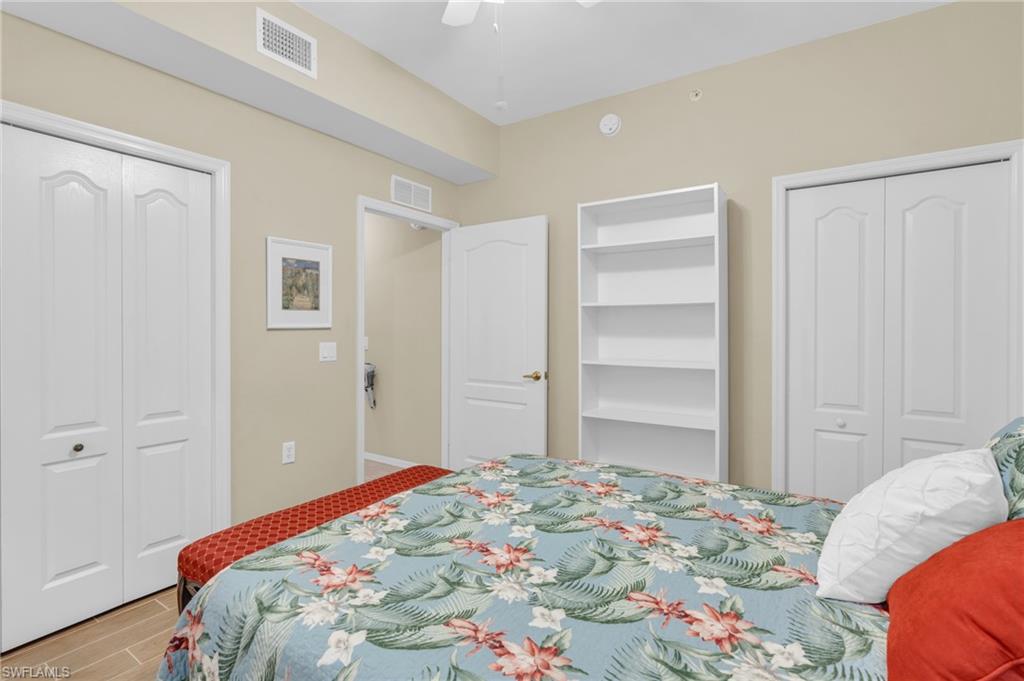 LAUREL GREENS - Residential