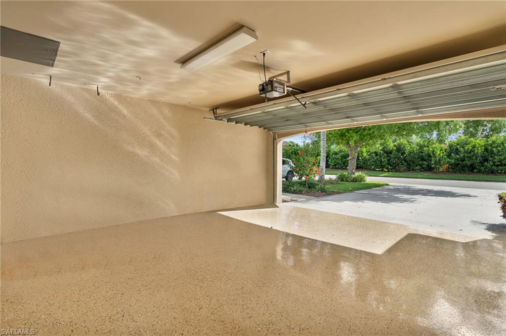 LAUREL GREENS - Residential