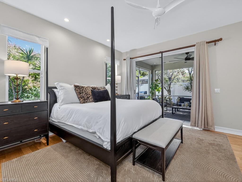 NAPLES PARK - Residential