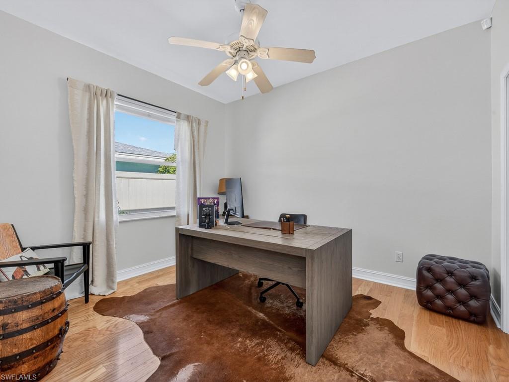 NAPLES PARK - Residential