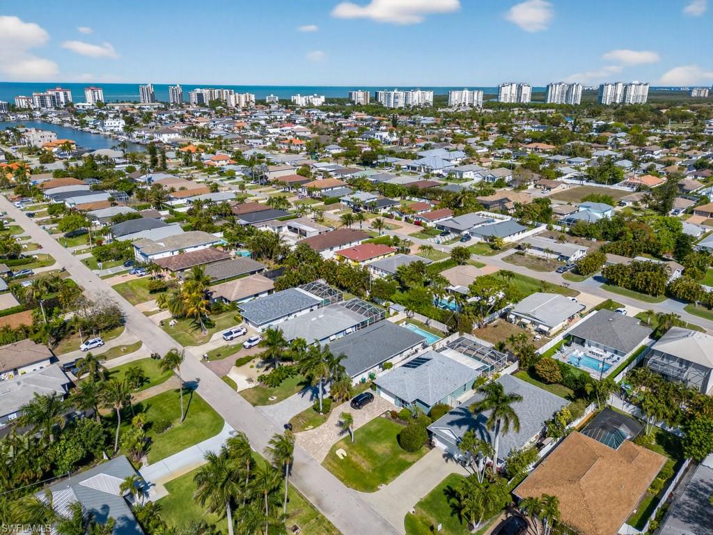 NAPLES PARK - Residential