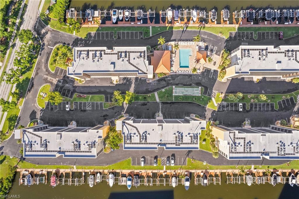 HIBISCUS POINTE - Residential