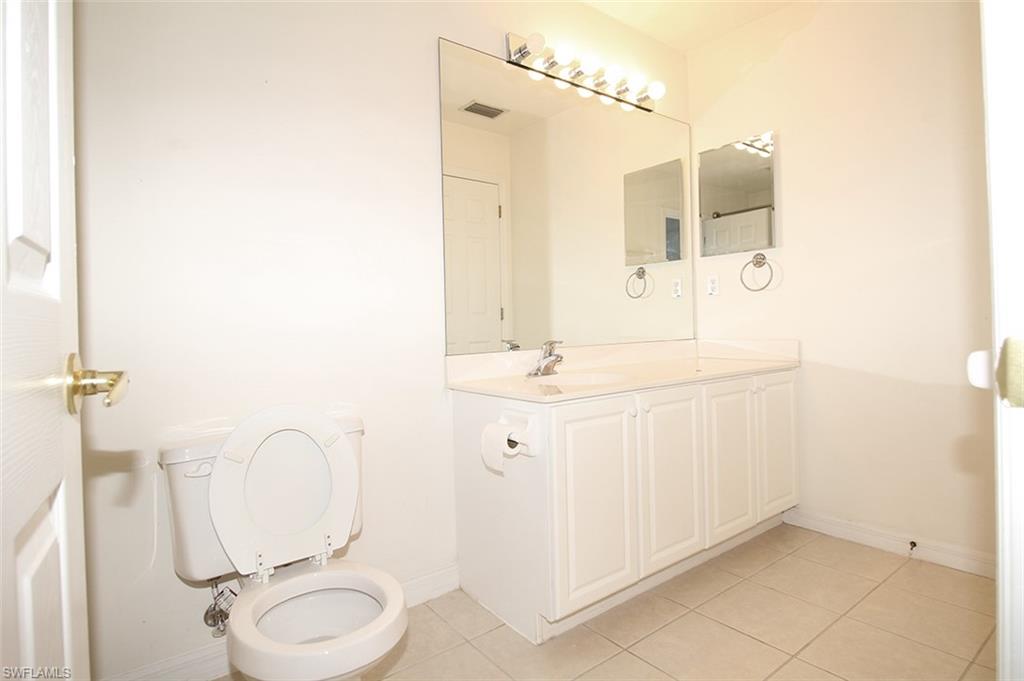 LAKEWOOD VILLAGE - Residential