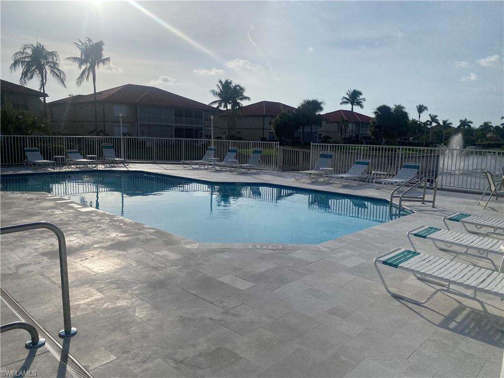 VILLAS AT WATERSIDE - Residential Lease