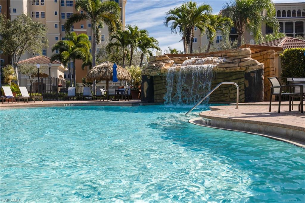 VISTA POINTE - Residential