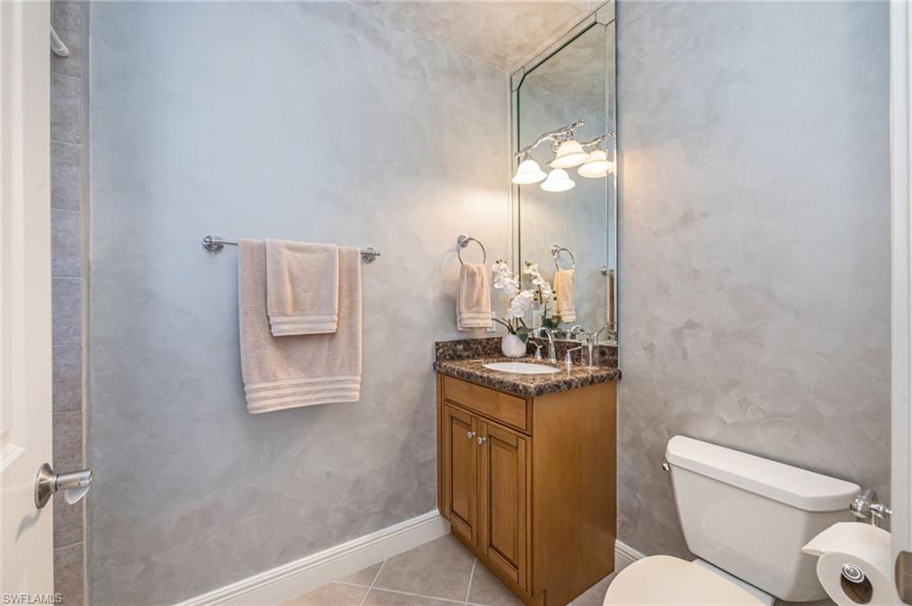 VISTA POINTE - Residential