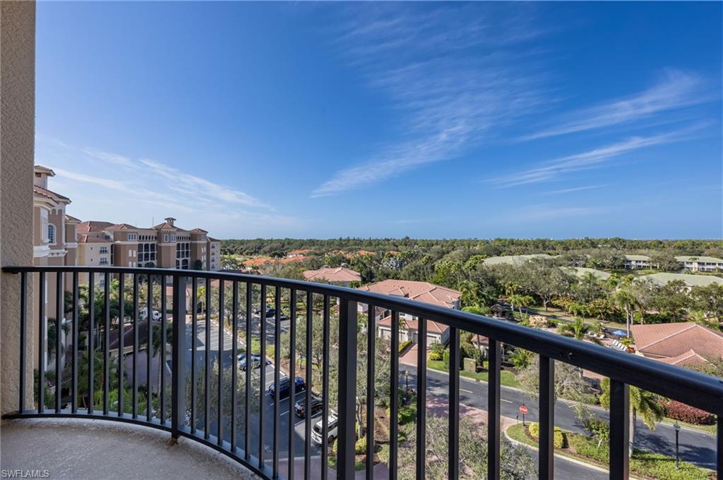 VISTA POINTE - Residential