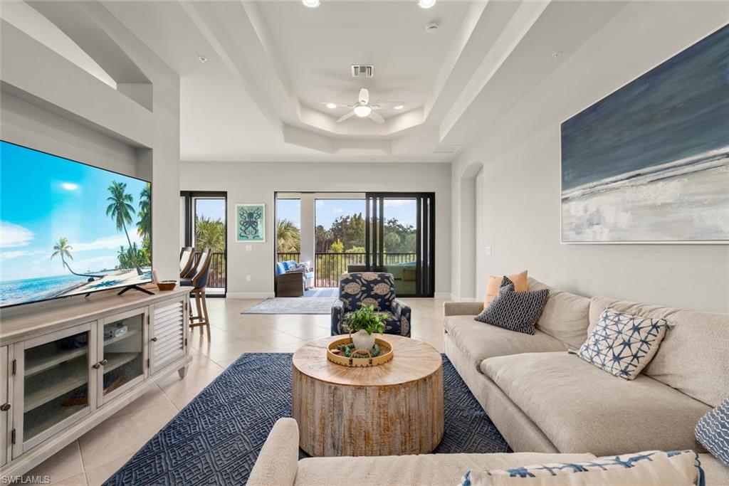 12058 Covent Garden CT 1203