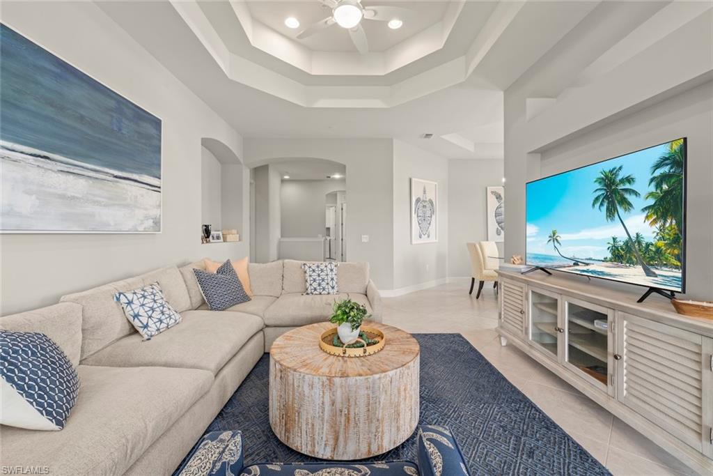 12058 Covent Garden CT 1203