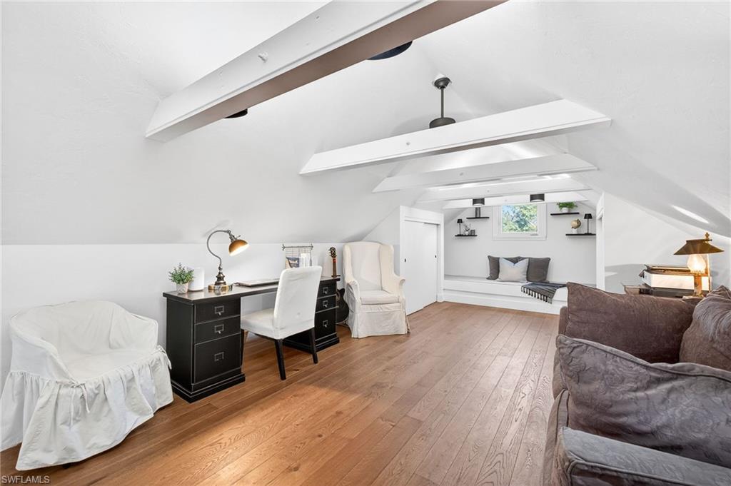 SANIBEL BAYOUS - Residential