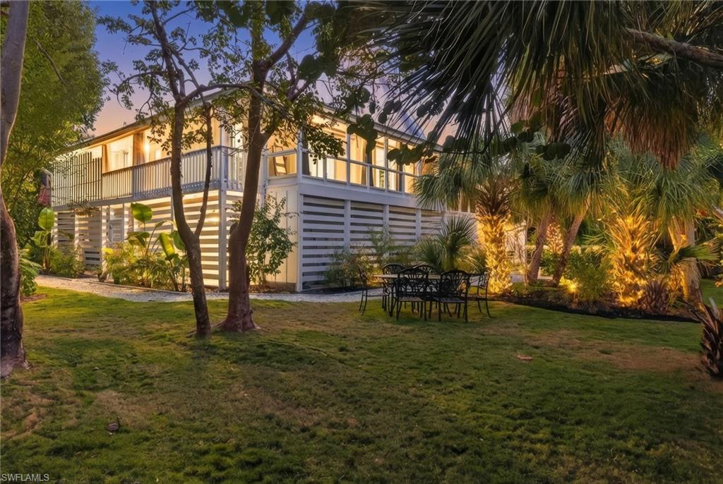 SANIBEL BAYOUS - Residential