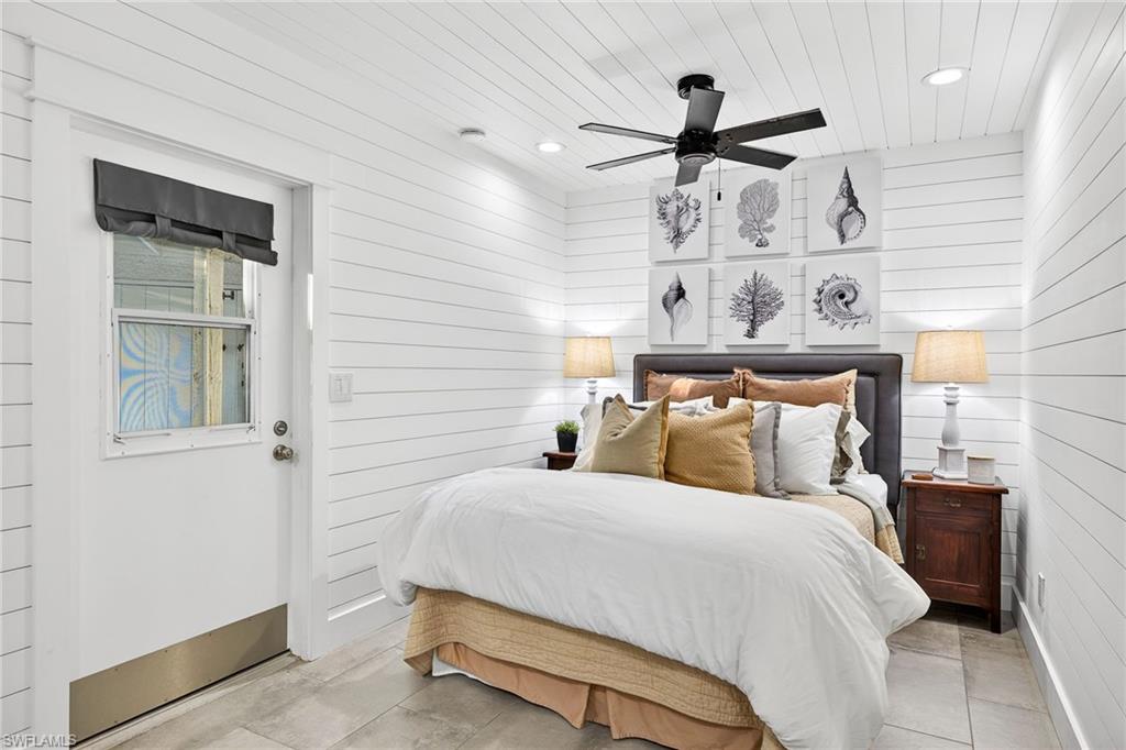 SANIBEL BAYOUS - Residential