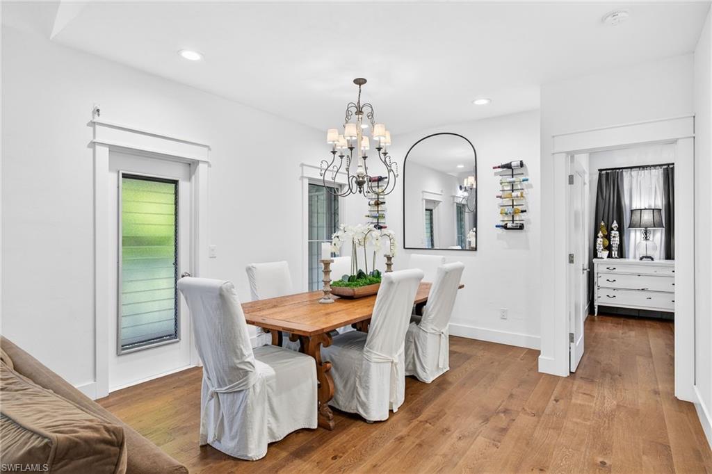 SANIBEL BAYOUS - Residential