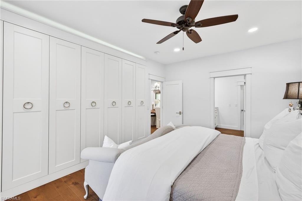 SANIBEL BAYOUS - Residential