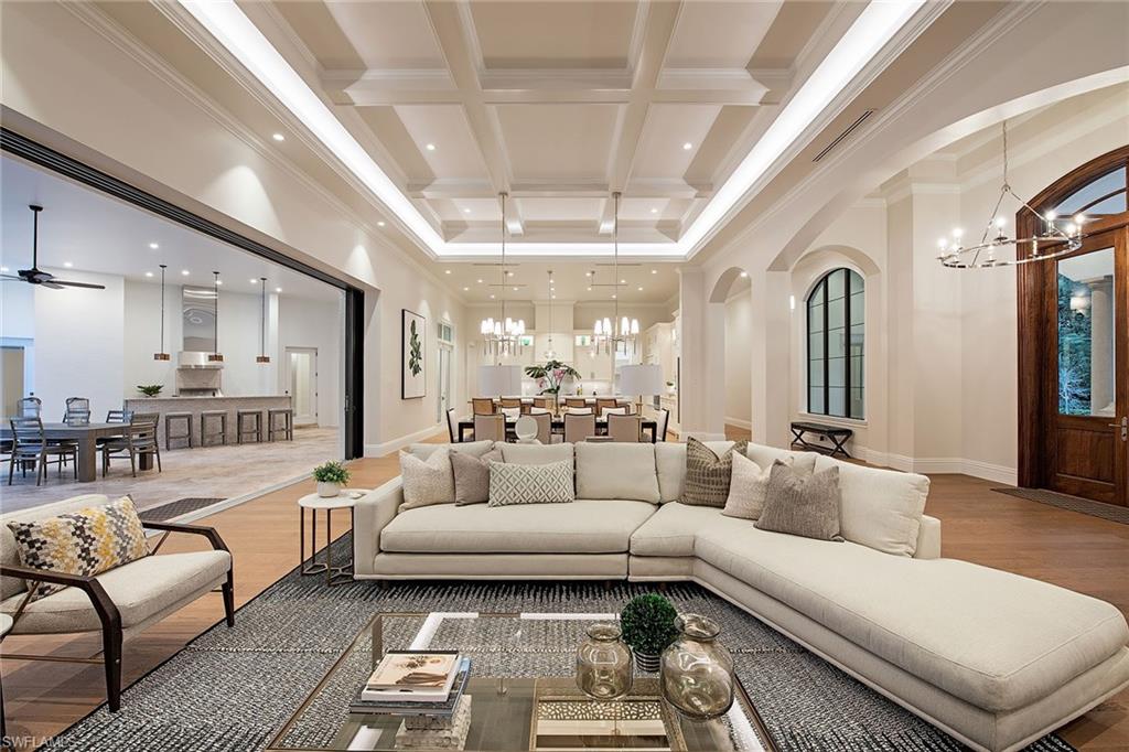 PINE RIDGE - Residential