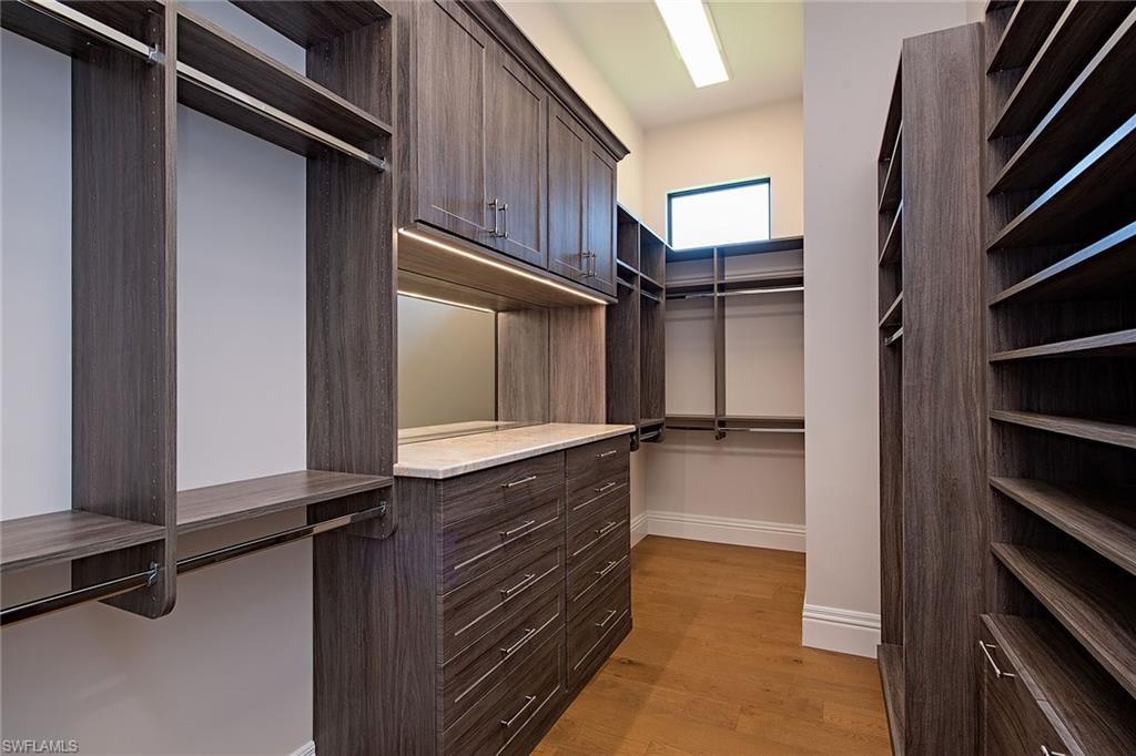 PINE RIDGE - Residential