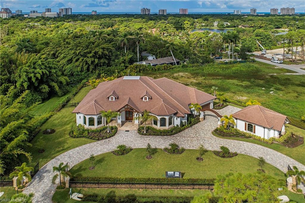 PINE RIDGE - Residential