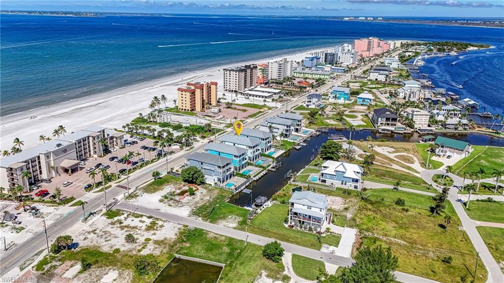 ISLAND SHORES - Residential