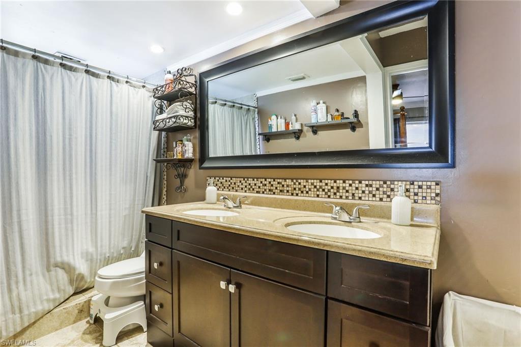 GOLDEN GATE CITY - Residential