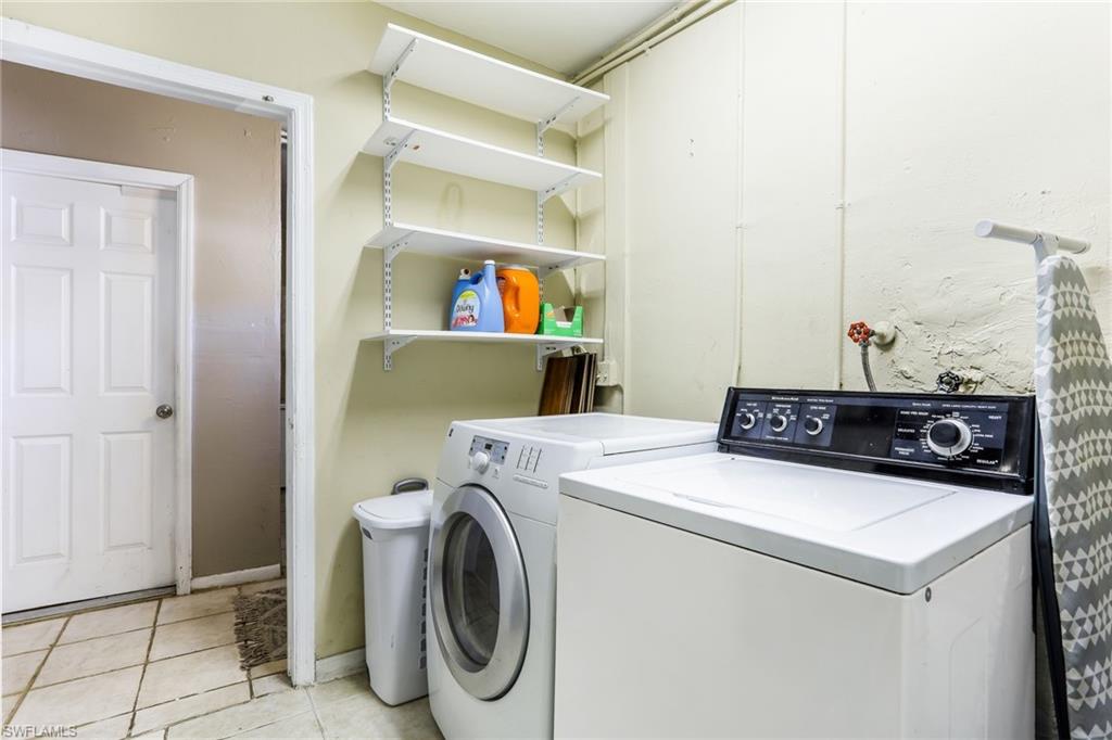 GOLDEN GATE CITY - Residential