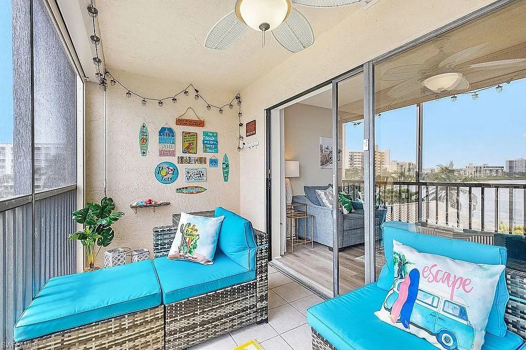 WINDWARD POINT CONDO - Residential