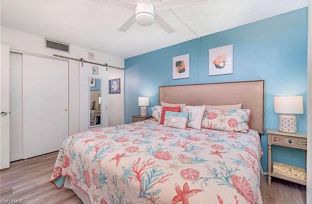 WINDWARD POINT CONDO - Residential