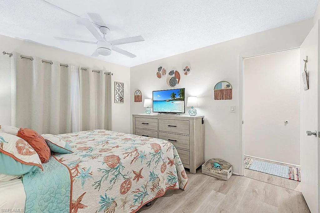 WINDWARD POINT CONDO - Residential