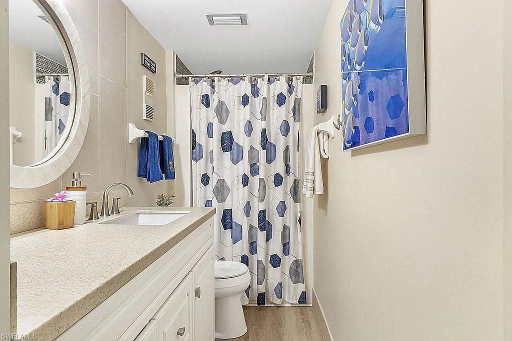 WINDWARD POINT CONDO - Residential